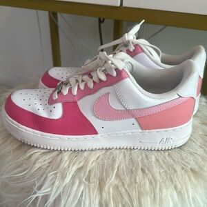 CUSTOM PINK NIKE AF1s